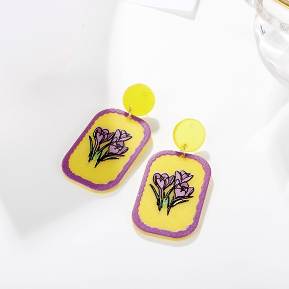 BRAND NEW YELLOW GRAFFITI PRINTED EARRINGS - Picture 2 of 4